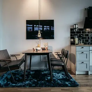 Urbn Dreams Aparthotel